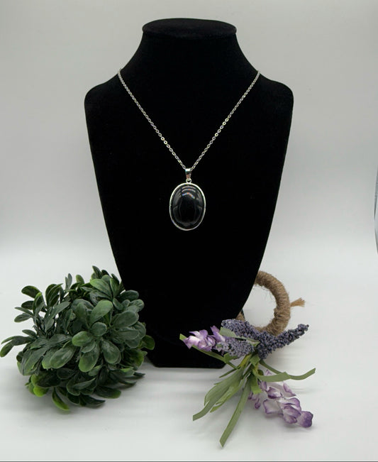 Black Obsidian Pendant w/neckless