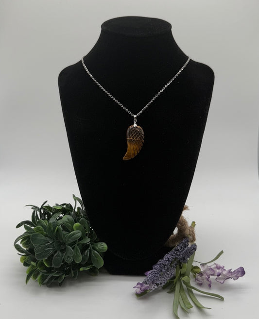 Polished Tigers Eye Wing Pendent w/neckless